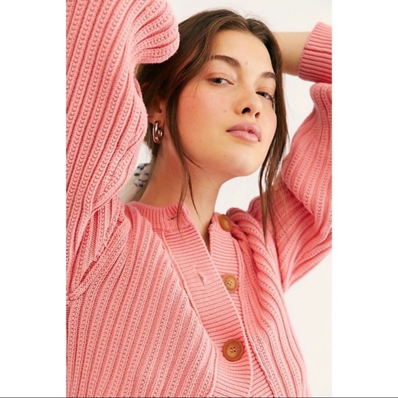 💗NWT Free People All Yours Cardigan in Bubblegum - Picture 4 of 14